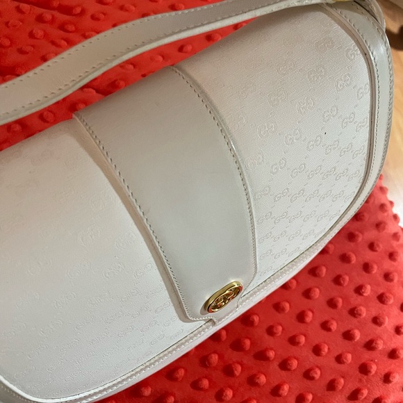 Vintage White Gucci Micro GG Crossbody Bag - Picture 10 of 17